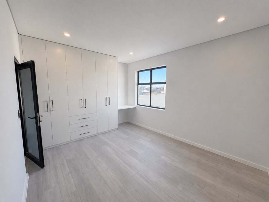 4 Bedroom Property for Sale in Sandown Western Cape